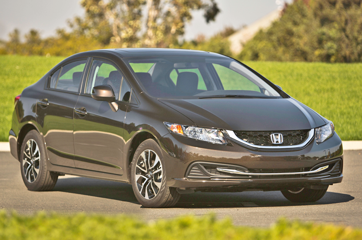 Thuê xe 4 chỗ đi Biên Hòa hiệu Honda Civic